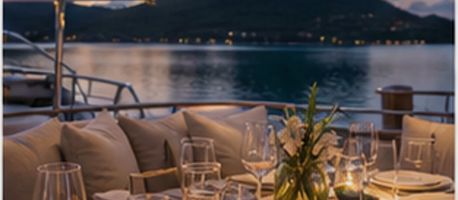 Private Lagoon Dining